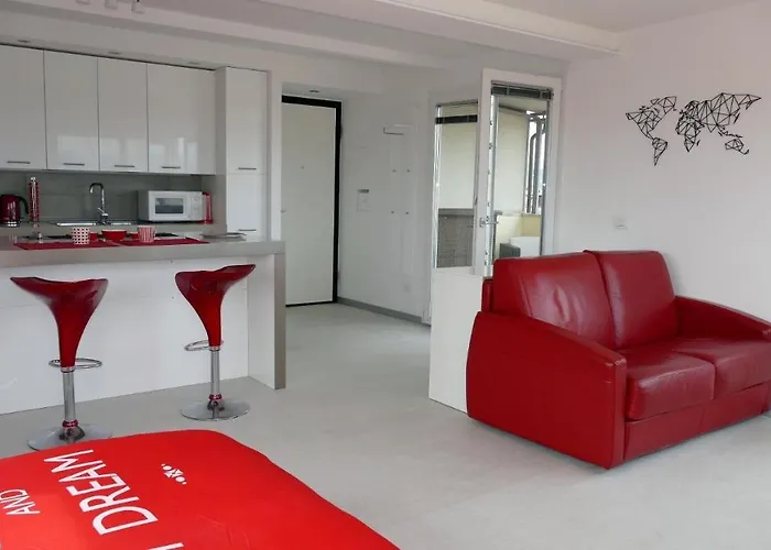 Open View To Apartament