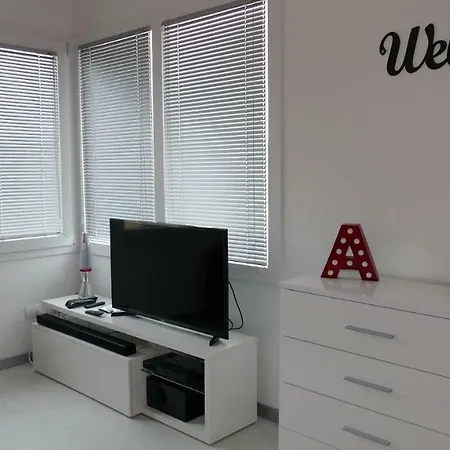 Open View To Apartment *